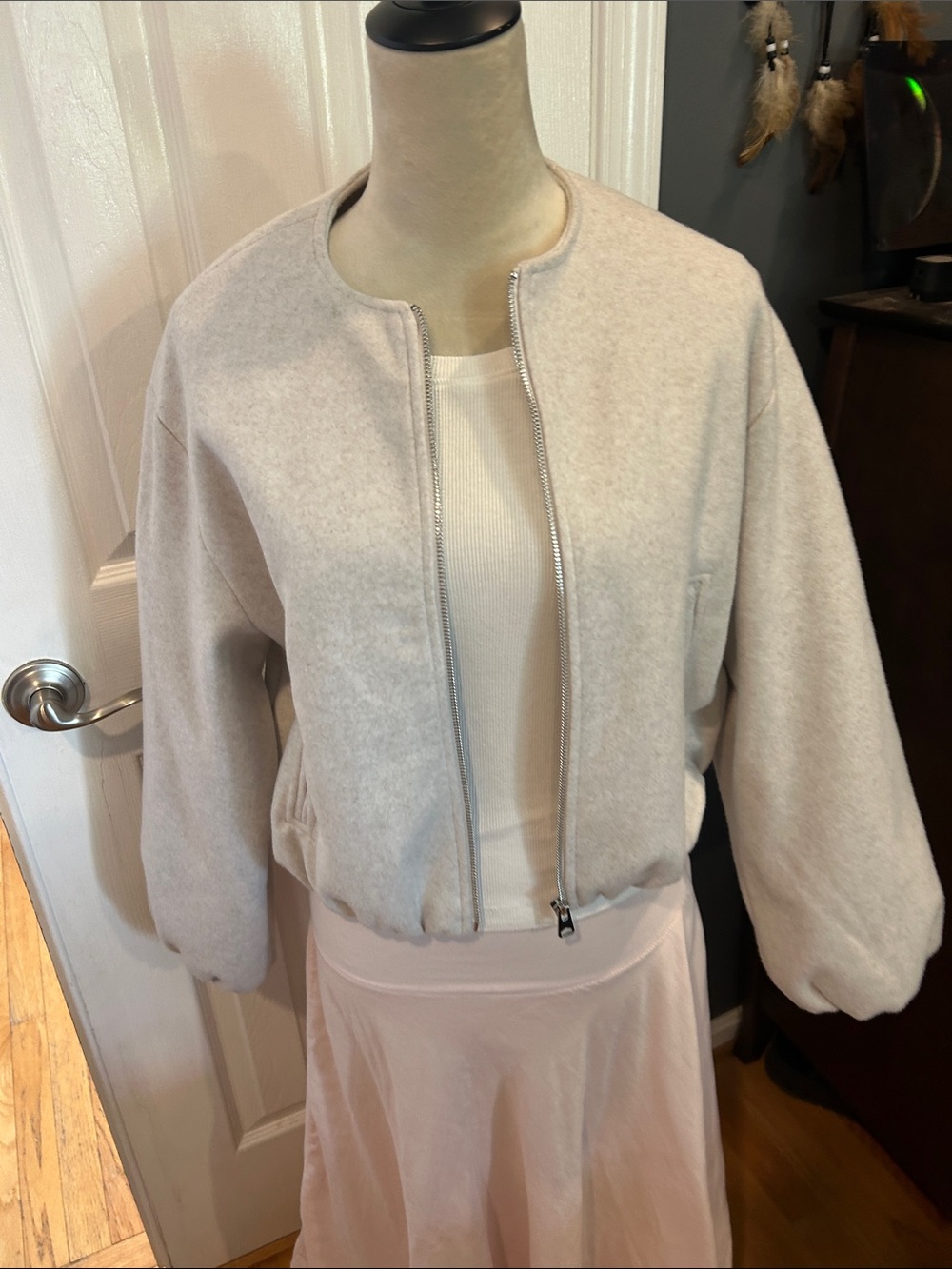 Zara Cream Women's Sweater jacket